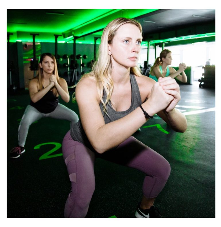 squat hold